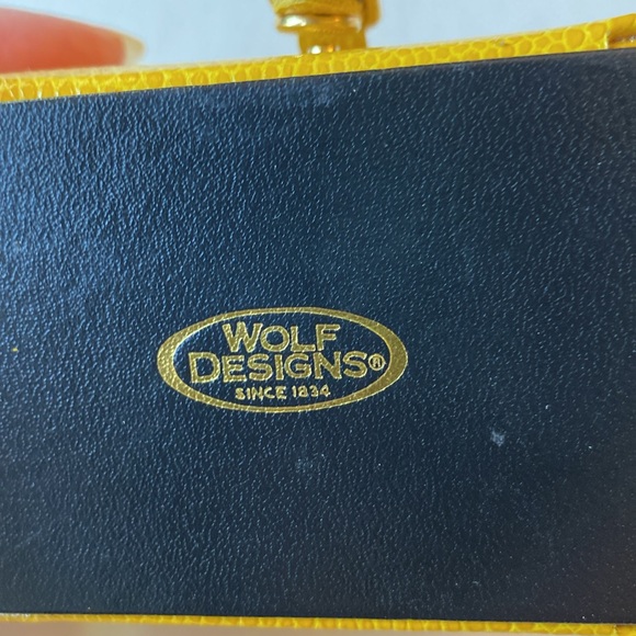 Wolf Designs Leather Travel Ring Jewelry Case with Mirror. NWOT - Picture 7 of 11